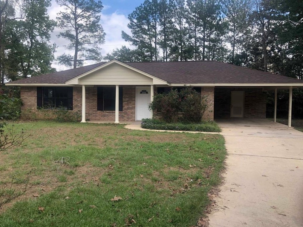 7 Mace St, Conroe, TX 77303