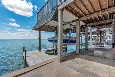 247 Isles End Road, Tiki Island, TX 77554 - Photo 30