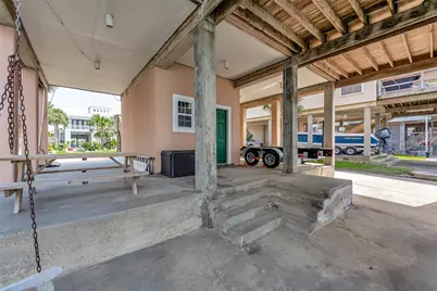 247 Isles End Road, Tiki Island, TX 77554 - Photo 34