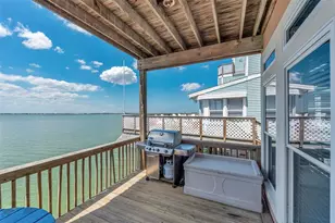 247 Isles End Rd, Tiki Island, TX 77554 - Photo 36