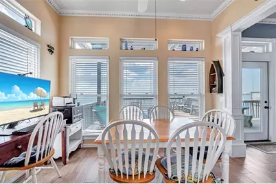 247 Isles End Road, Tiki Island, TX 77554 - Photo 10