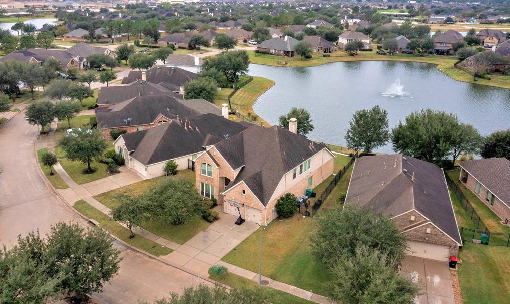 25435 Lockspur Dr, Richmond, TX 77406