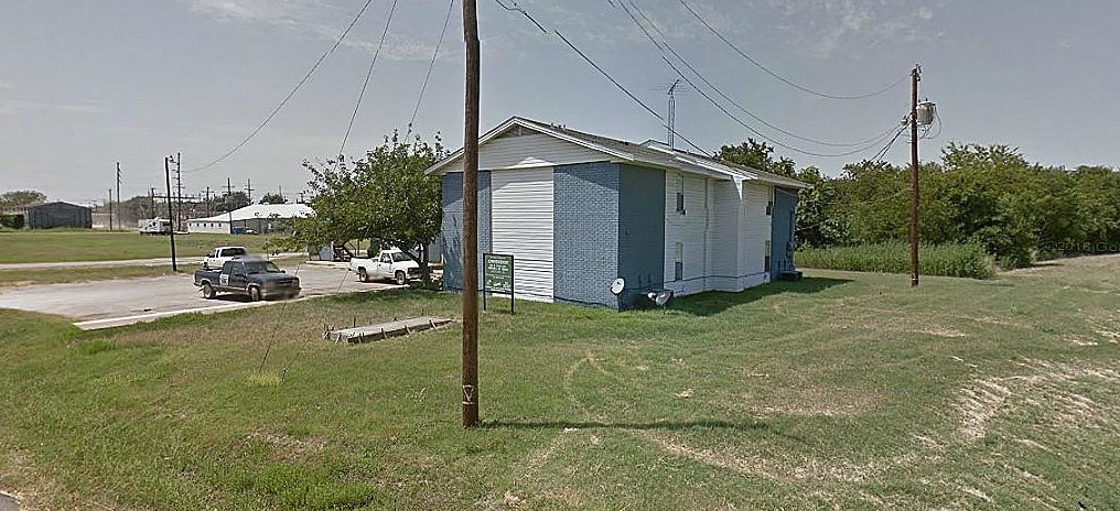 401 E Polk Ave, Whitney, TX 76692