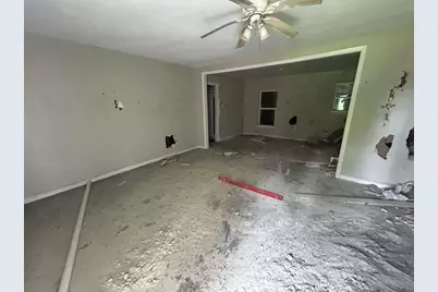 2110 Leight Street, Beaumont, TX 77703 - Photo 2