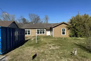 2110 Leight St, Beaumont, TX 77703 - Photo 4