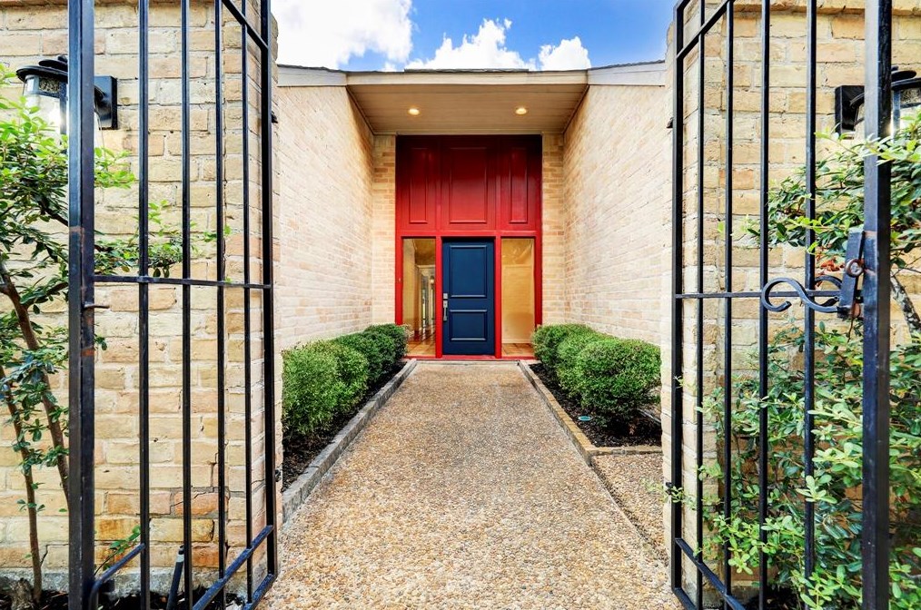 410 Fox Briar Ln, Sugar Land, TX 77478-3717
