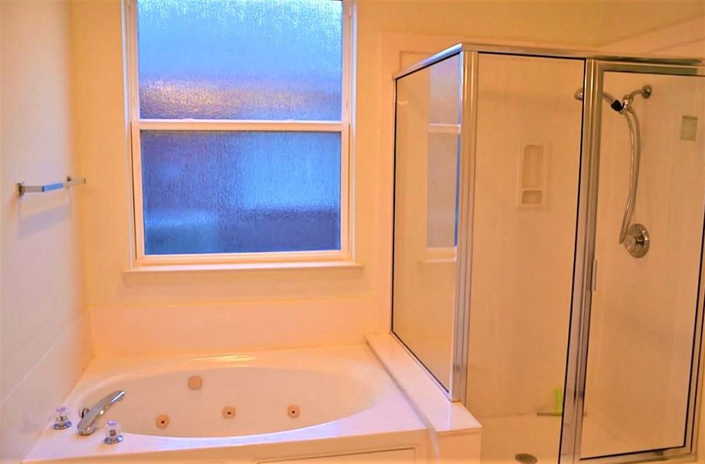 9542 Kelsey Meadows Ct, Houston TX  77040-7639 exterior