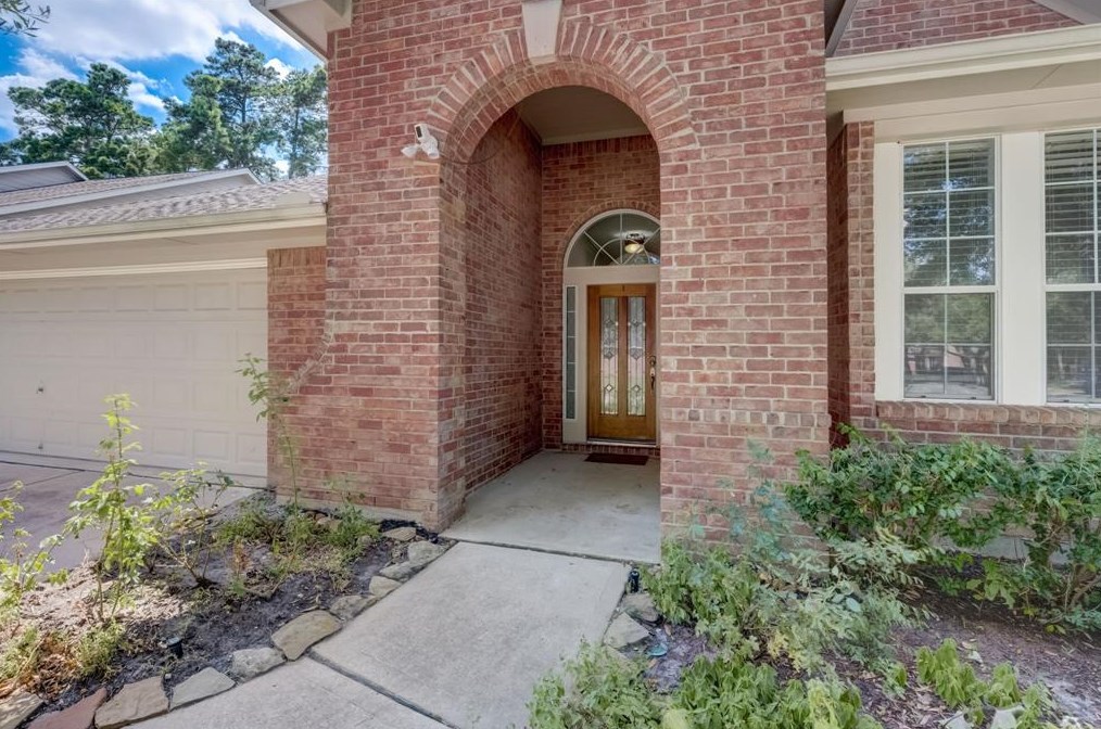 13619 Highland Cove Dr, Houston, TX 77070-4359