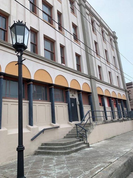 2104 Strand St #4n, Galveston, TX 77550