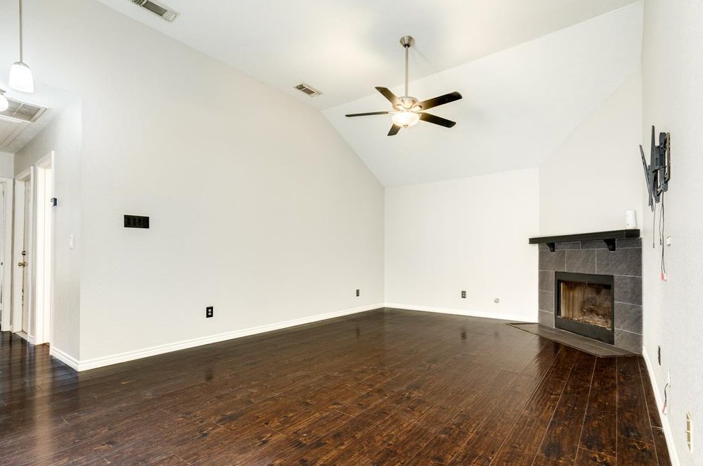 133 Coffee Ln, Richwood, TX 77566-5133