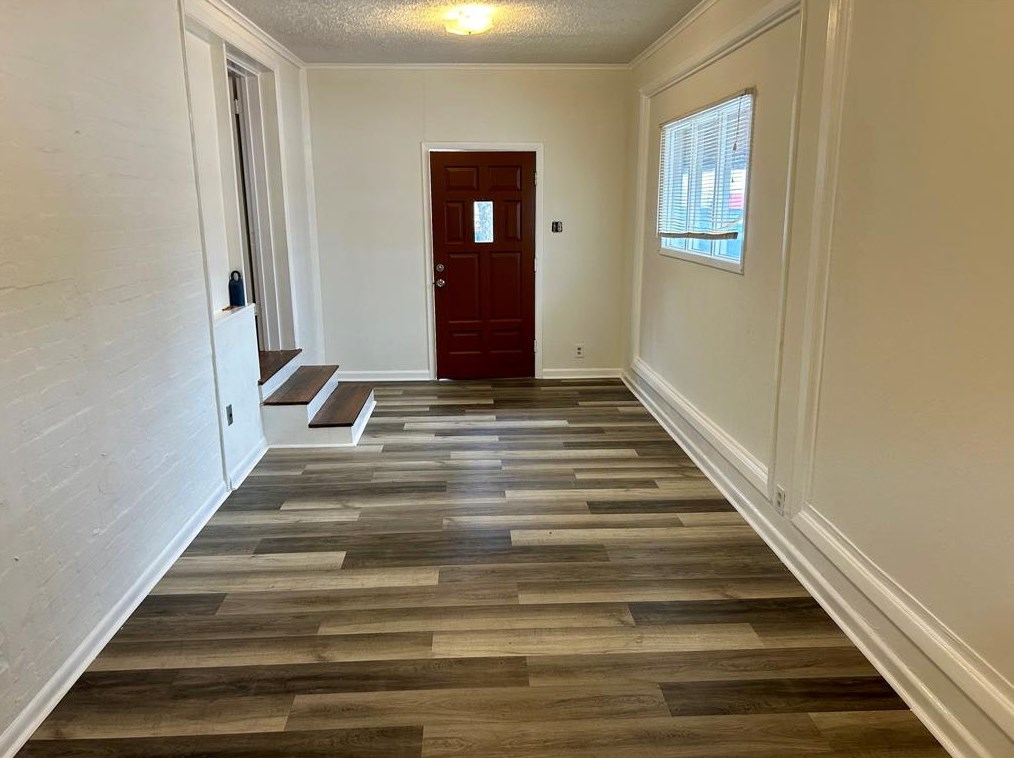 2042 Lexington #a, Houston, TX 77098