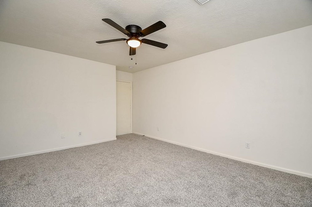 16618 Ripple Rdg Dr, Houston TX  77053-5348 exterior