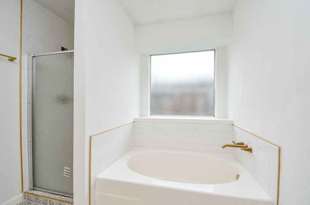 16618 Ripple Rdg Dr, Houston TX  77053-5348 exterior