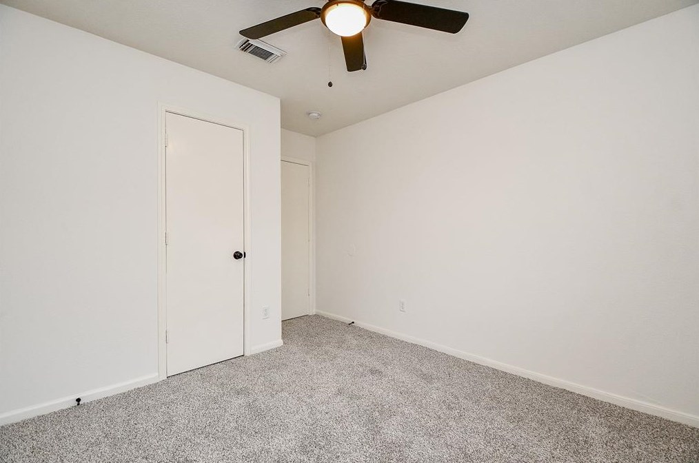 16618 Ripple Rdg Dr, Houston TX  77053-5348 exterior