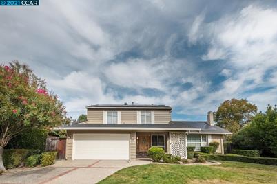 109 Sedgefield Ct - Photo 1