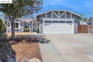 931 Chianti Way, Oakley, CA 94561 - MLS 40987767 - Coldwell Banker