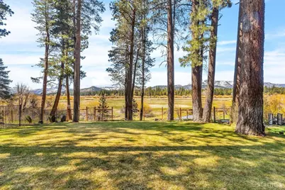 1076 Lodi Avenue, South Lake Tahoe, CA 96150 - Photo 1