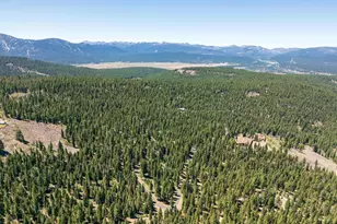 12064 Somerset Dr, Truckee, CA 96161 - Photo 1