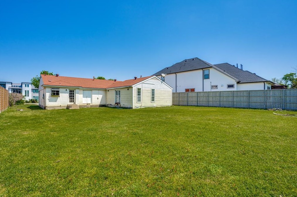 6416 Royal Ln, Dallas, TX 75230-4141