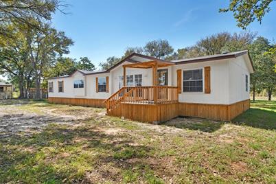 143 Twin Oaks Road - Photo 1