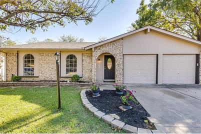 317 Boulder Court - Photo 1