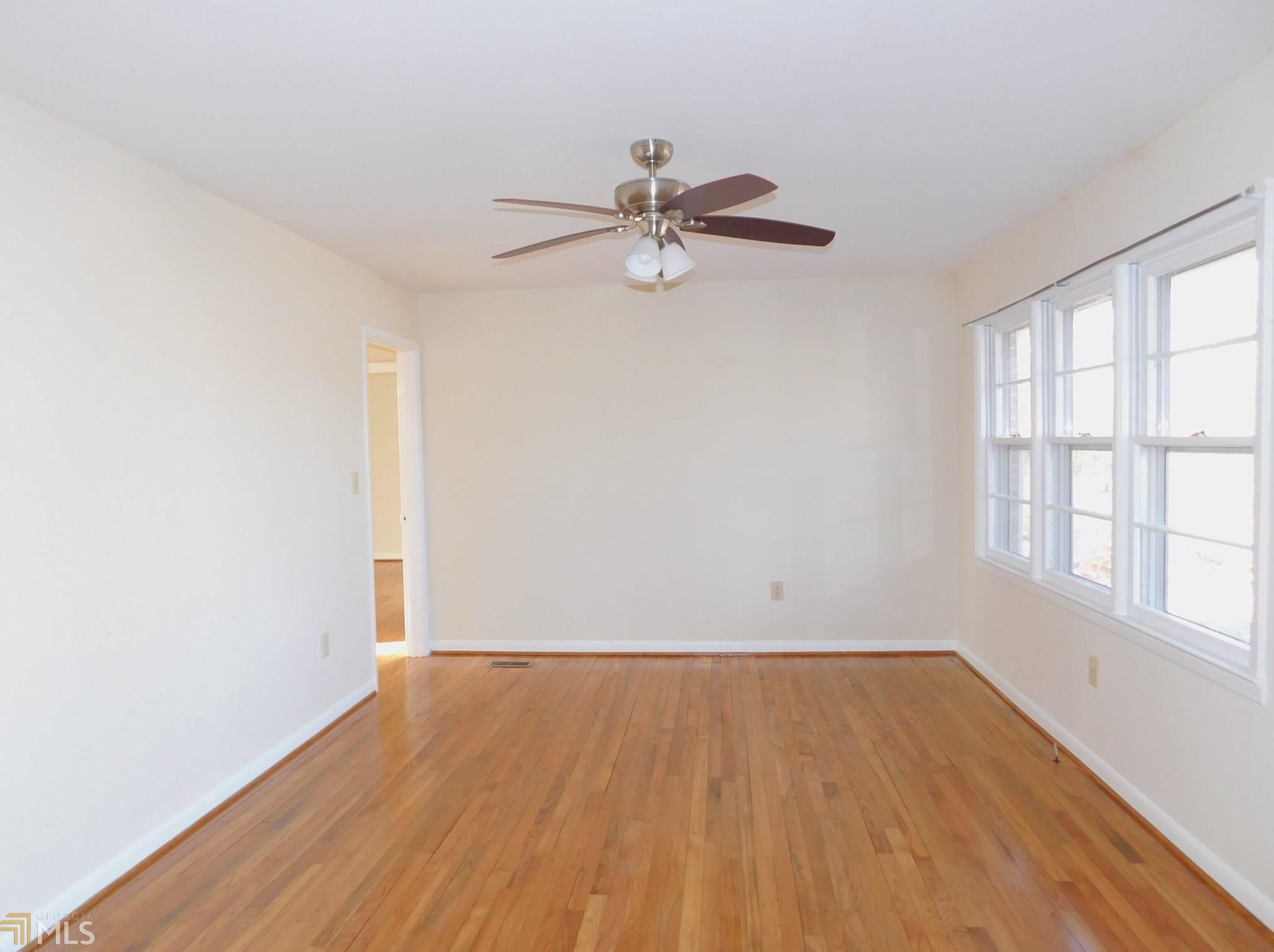 1132 Mealor Rd, Lawrenceville, GA 30043-4636