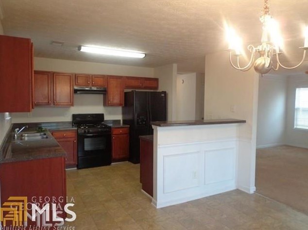 43 Churchill Park Dr, Newnan, GA 30263