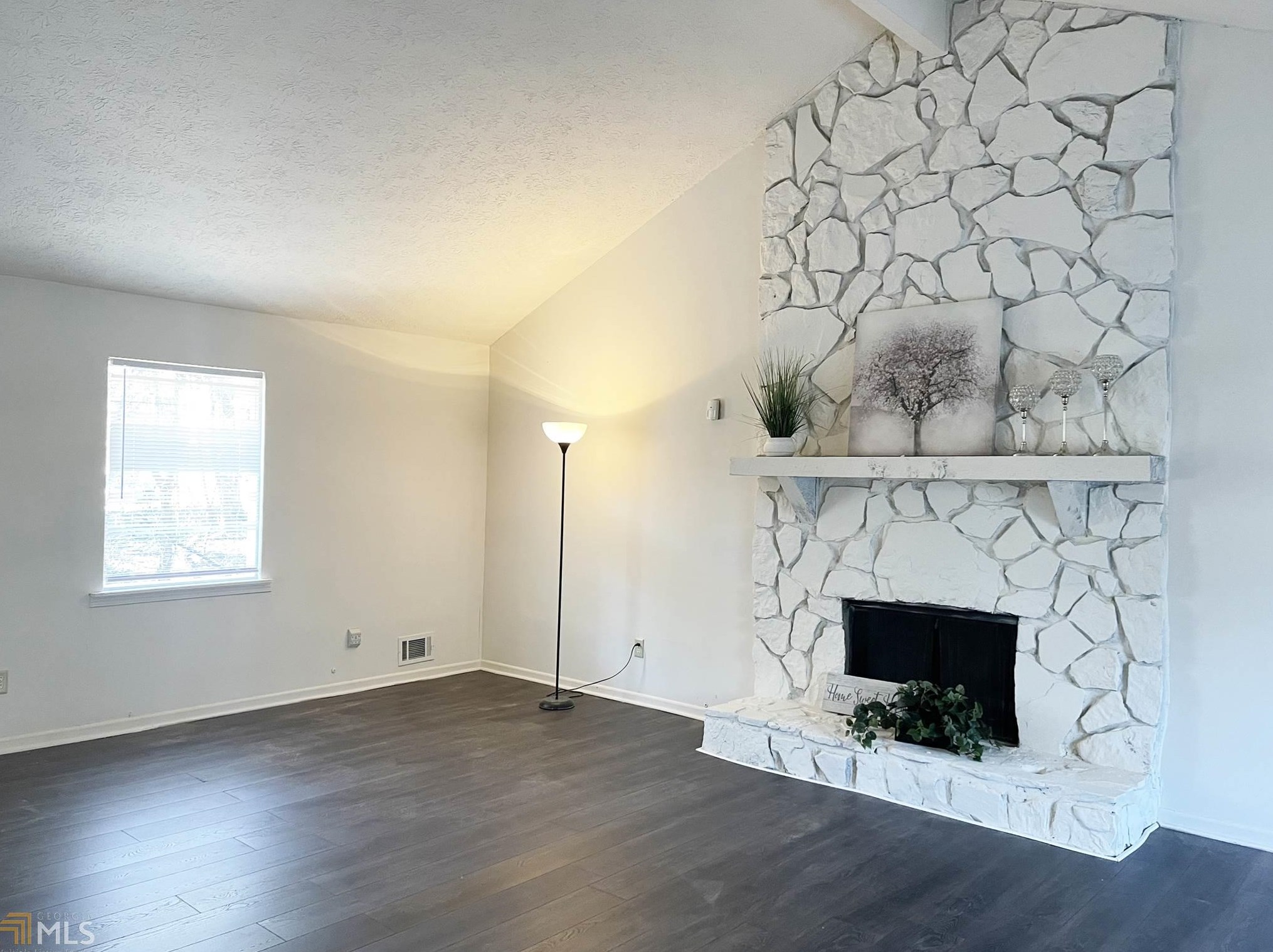 5531 Plum Ct, Atlanta, GA 30349-6466