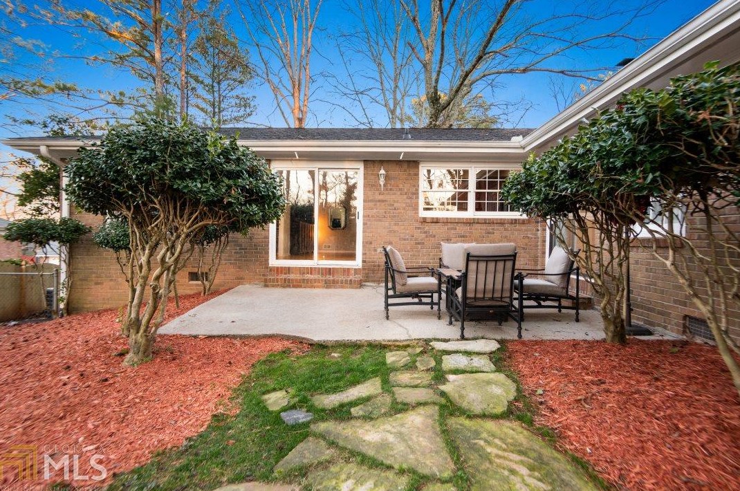 2291 Jay Ln, Smyrna, GA 30080-3842