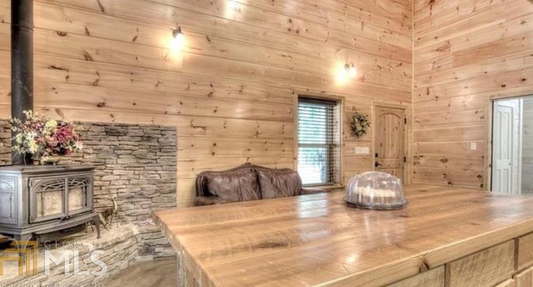 938 Marion Dairy Rd, Lindale, GA 30147-1719