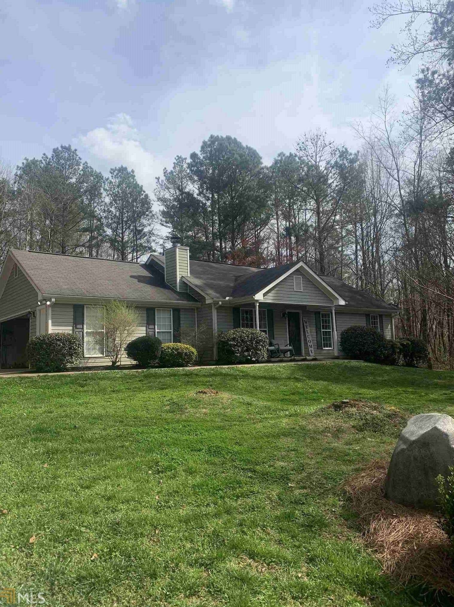 5277 H Thomas Rd, Gainesville, GA 30506-2362