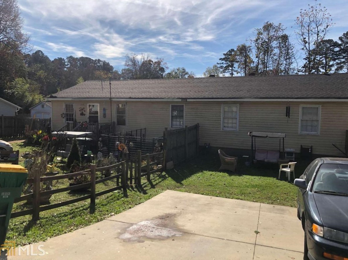 191 Graham St, Winder, GA 30680