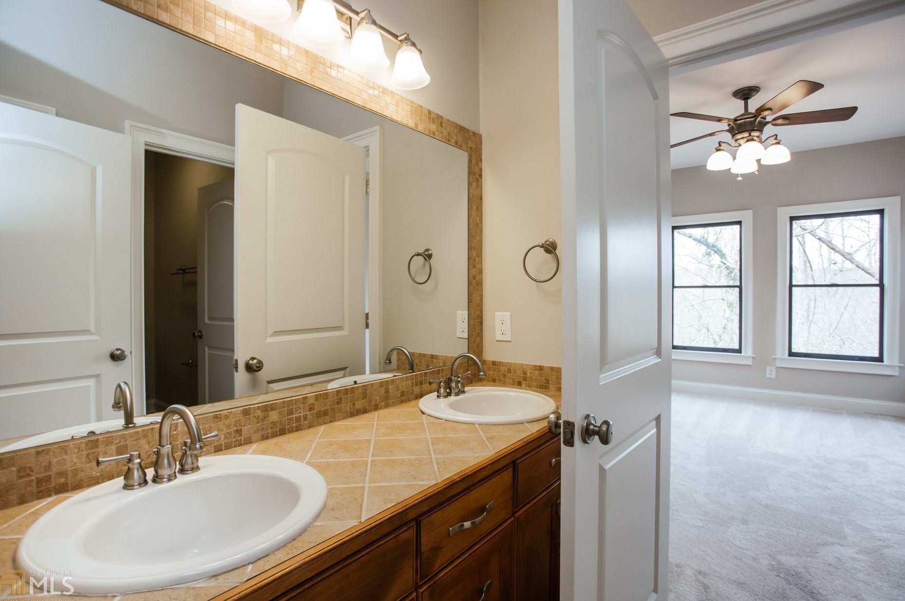 1200 Tanglebrook Dr, Athens GA 30606-5775 exterior