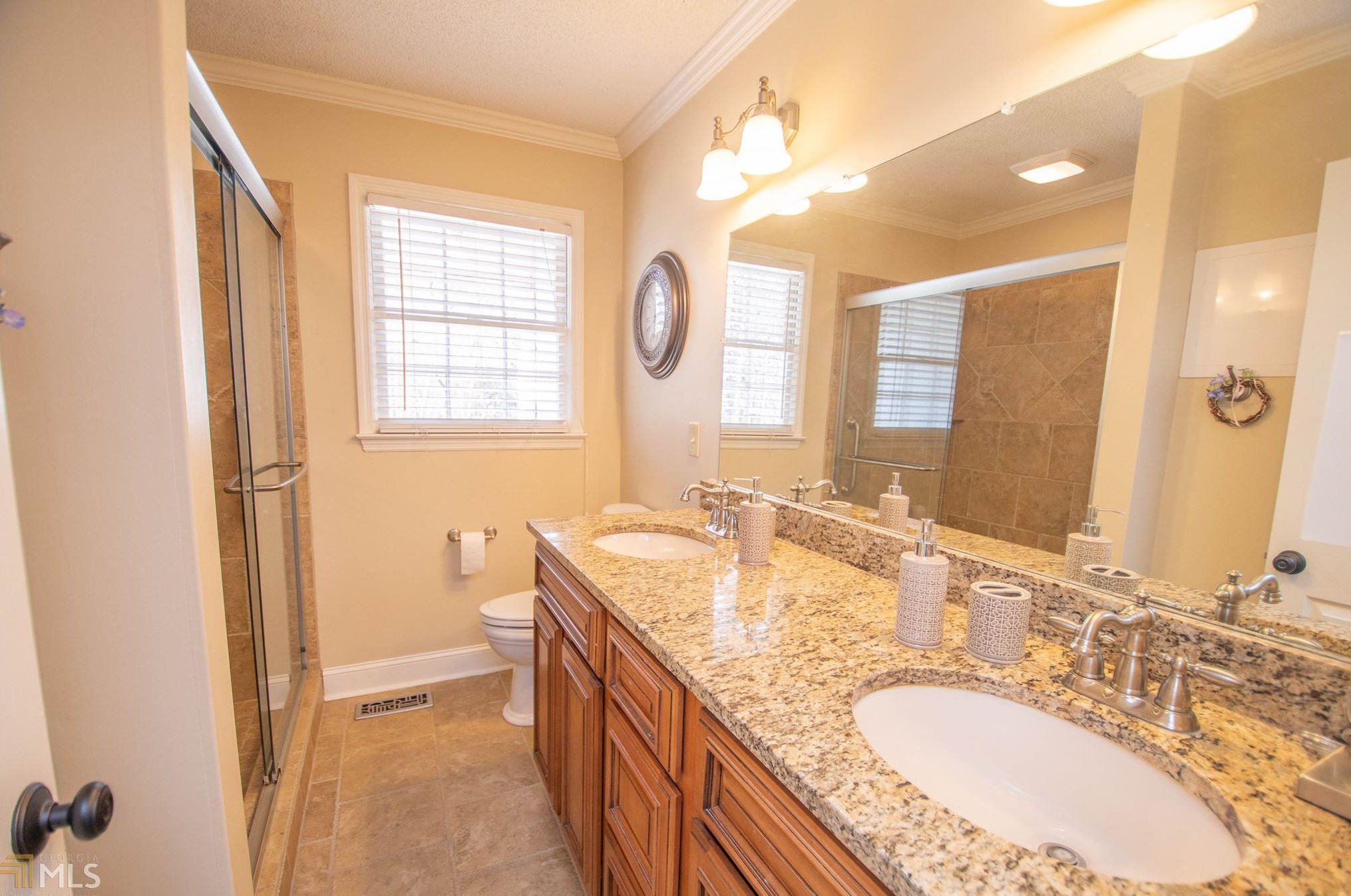 110 Hillsborough Dr, Athens GA 30606-6424 exterior