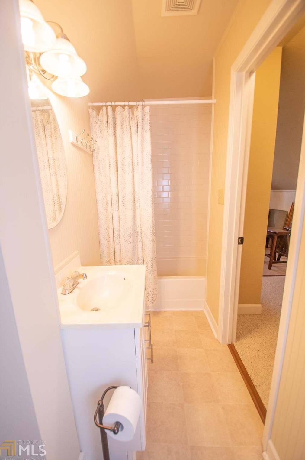 110 Hillsborough Dr, Athens GA 30606-6424 exterior