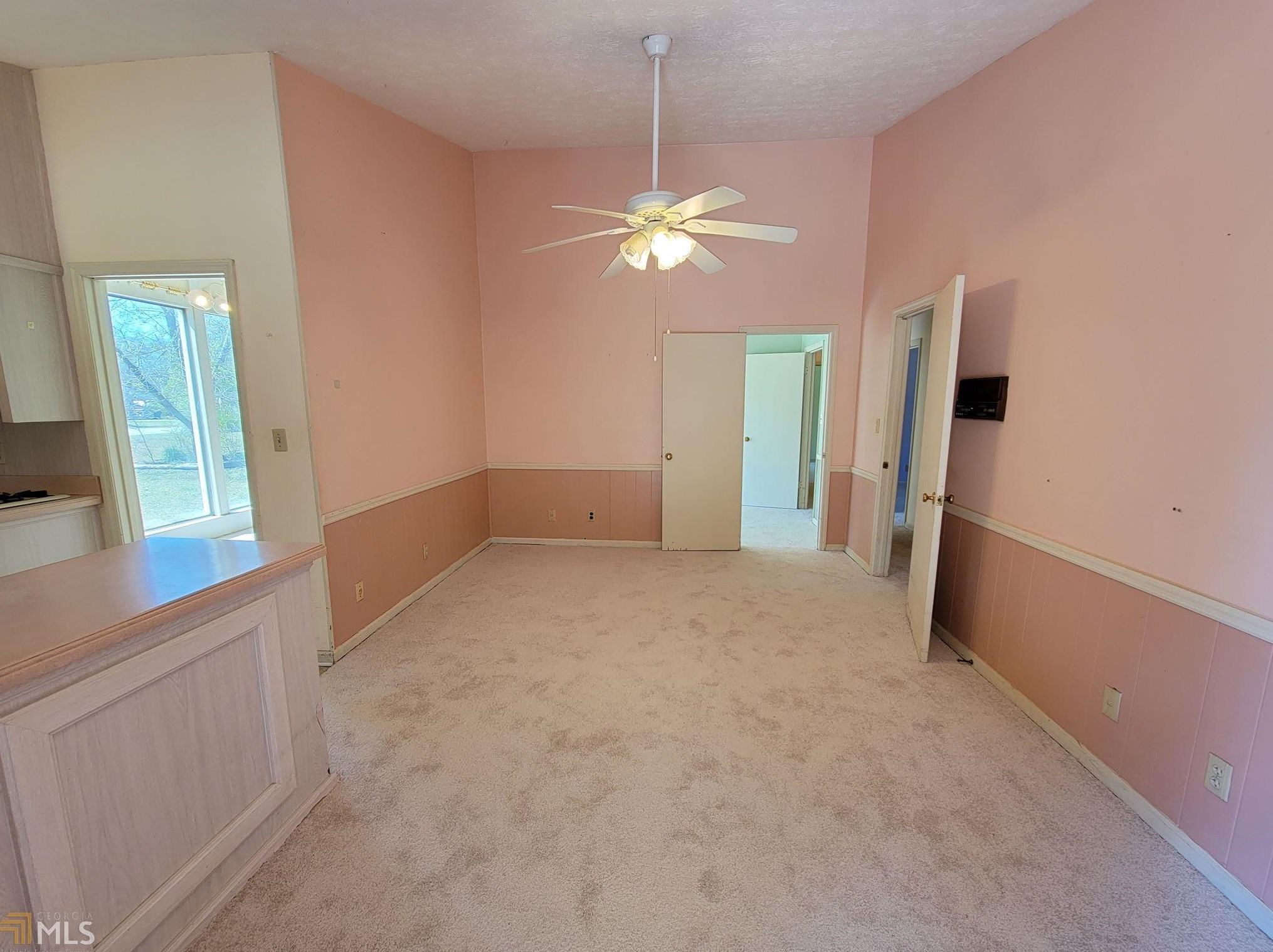 15 Mintz St, Griffin, GA 30223-6648