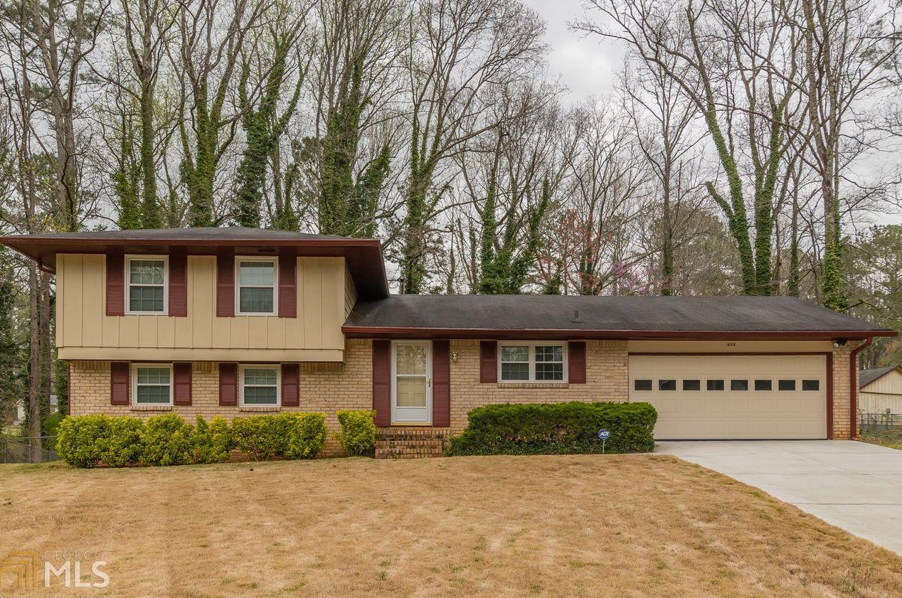 1468 Cedar Ridge Ct, Stone Mountain, GA 30083
