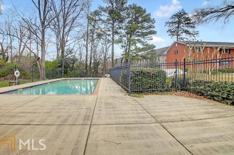 3660 Peachtree Rd, Atlanta GA  30341-2337 exterior