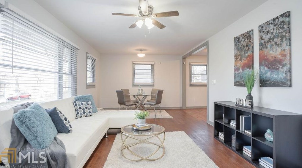 566 Woods St, Atlanta GA  30318-4740 exterior