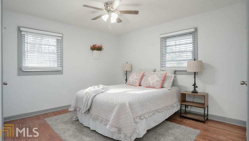 566 Woods St, Atlanta GA  30318-4740 exterior