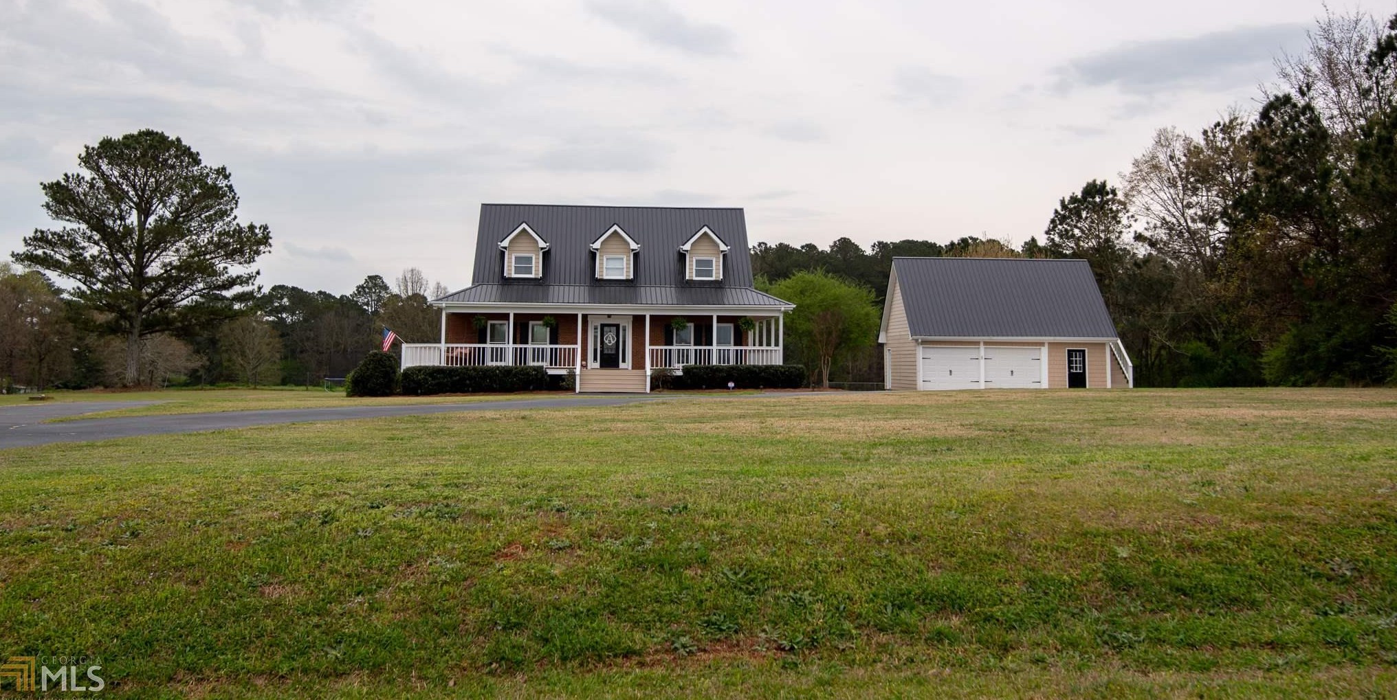 726 Hodges Cir, Mansfield, GA 30055