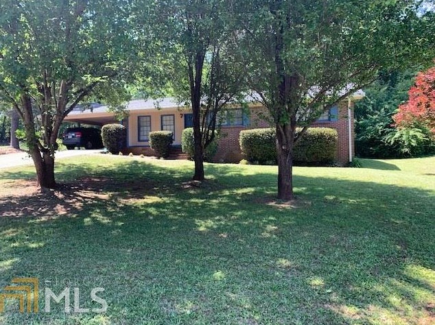 102 Springwood Valley Rd, Stockbridge, GA 30281