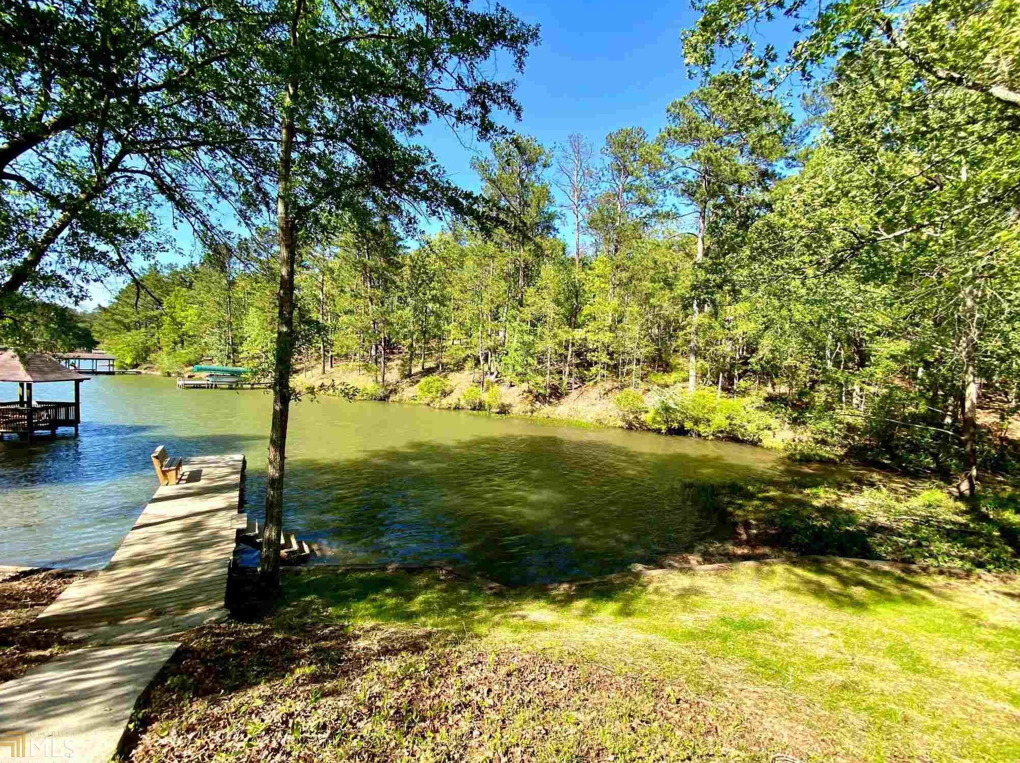292 Ne Arrowhead Dr, Mayfield, GA 31087