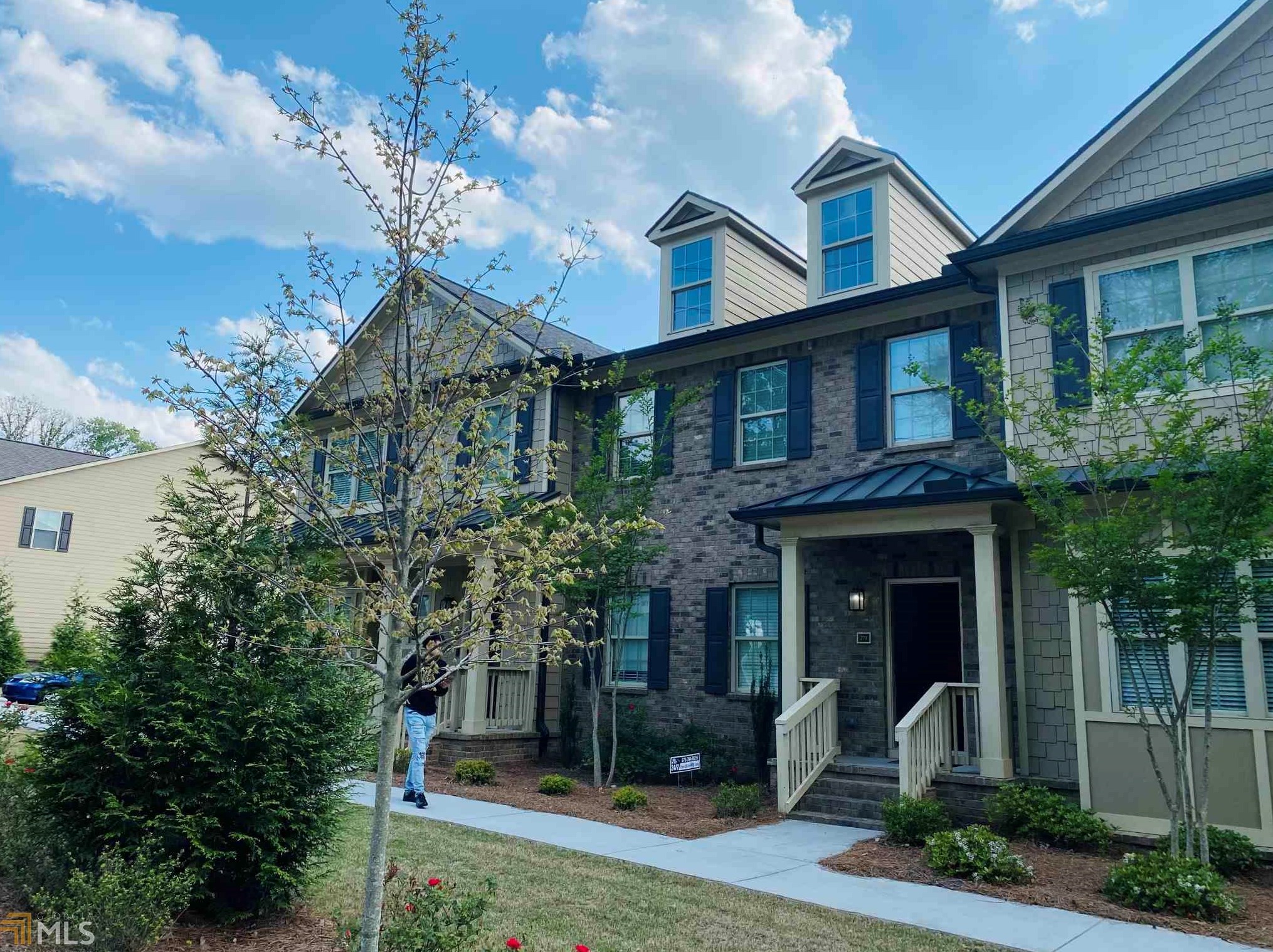 271 Jackson Pl Nw, Lilburn, GA 30047