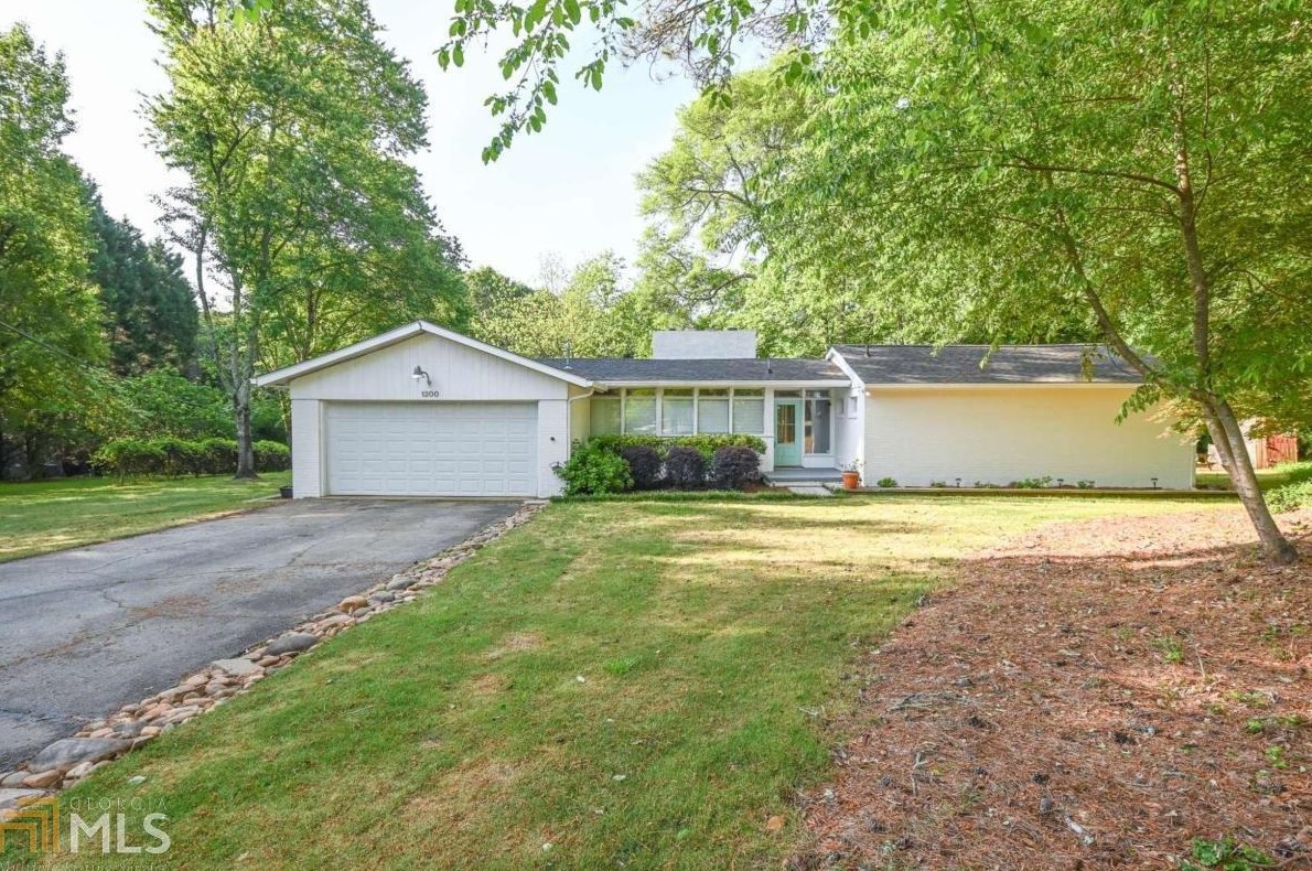 1200 Ivywood Dr, Athens, GA 30606-5232