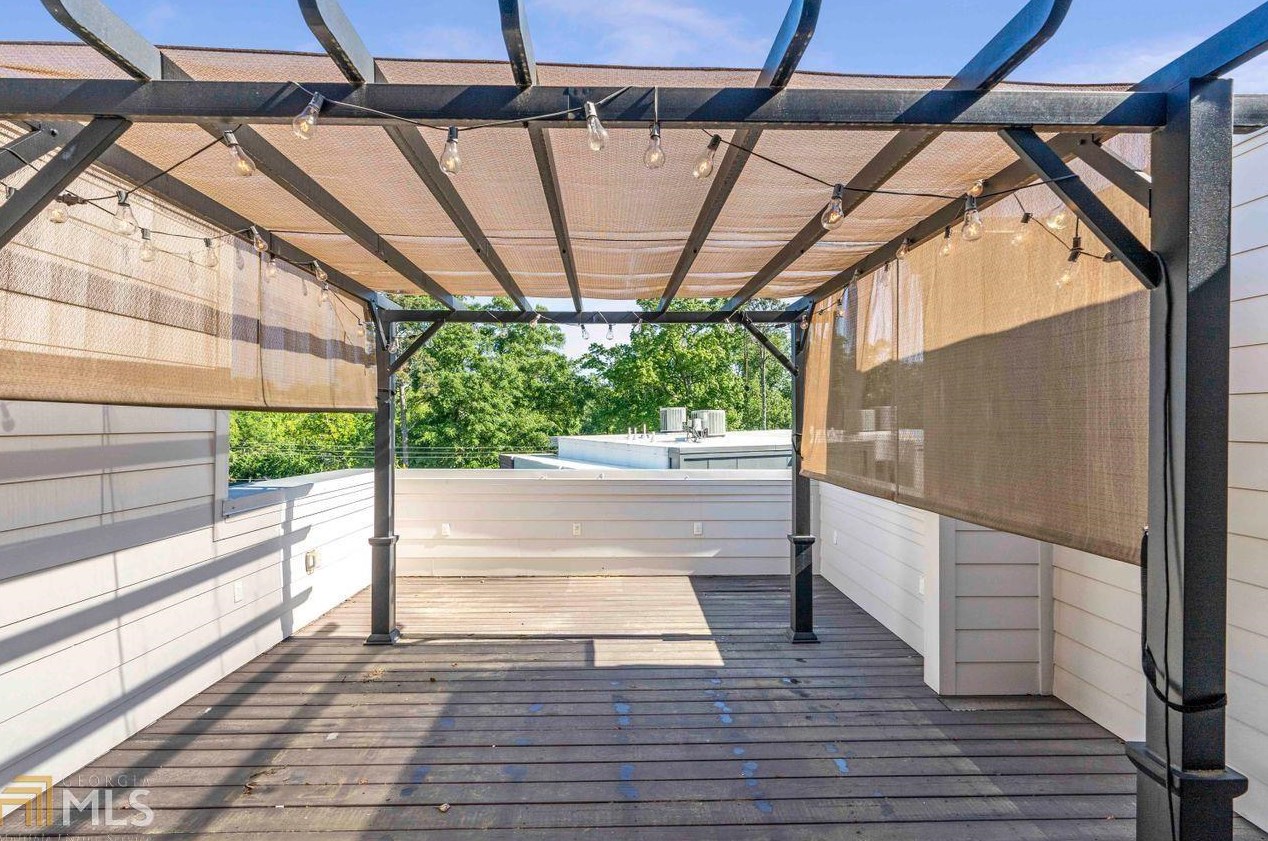 706 Oakview Rd, Decatur GA  30030-4329 exterior