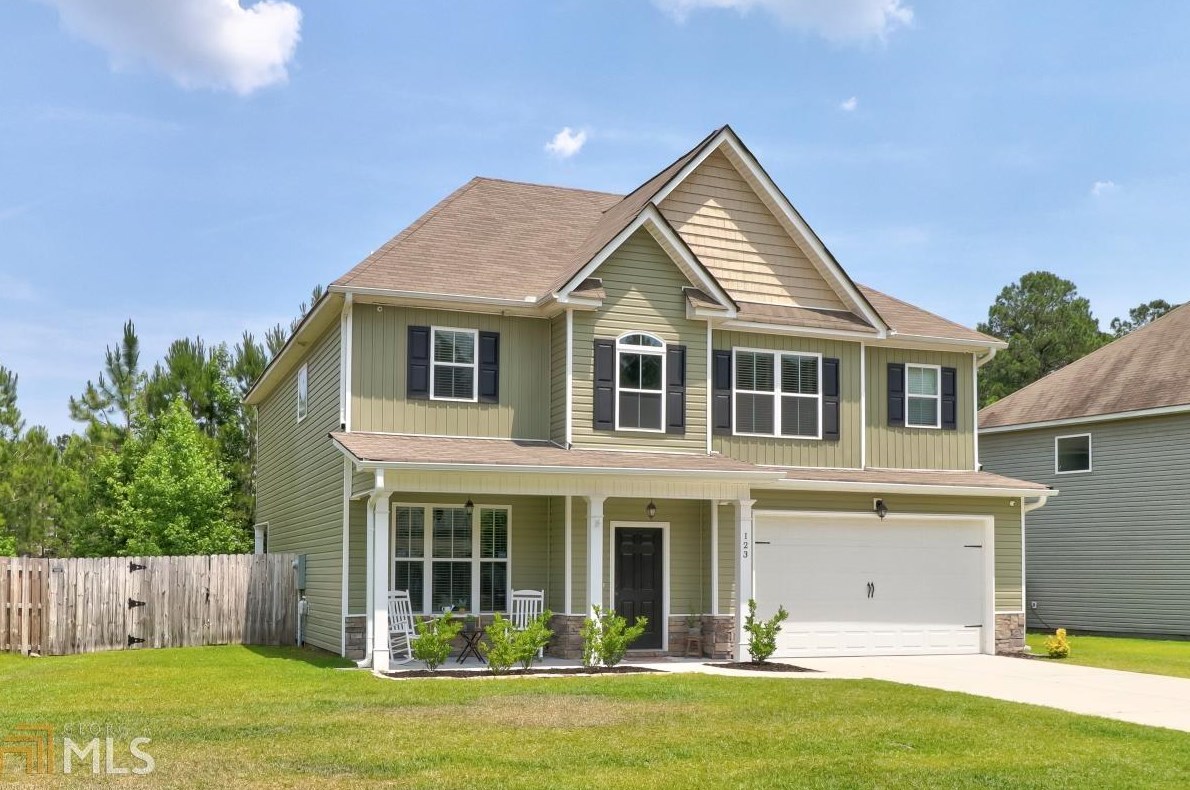 123 Green Paddock Cir, Pineora, GA 31312