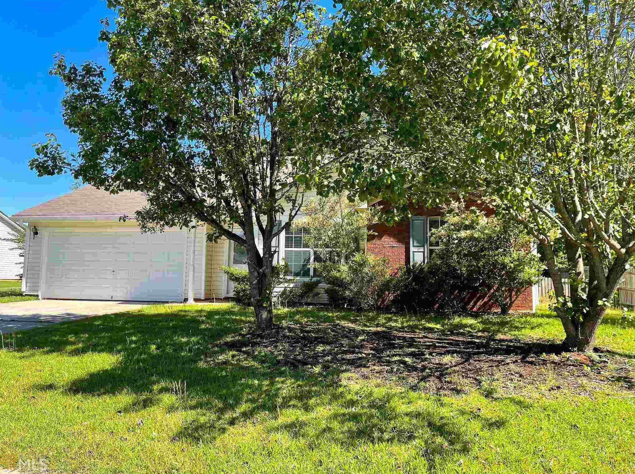 303 Kellys Walk, Locust Grove, GA 30248
