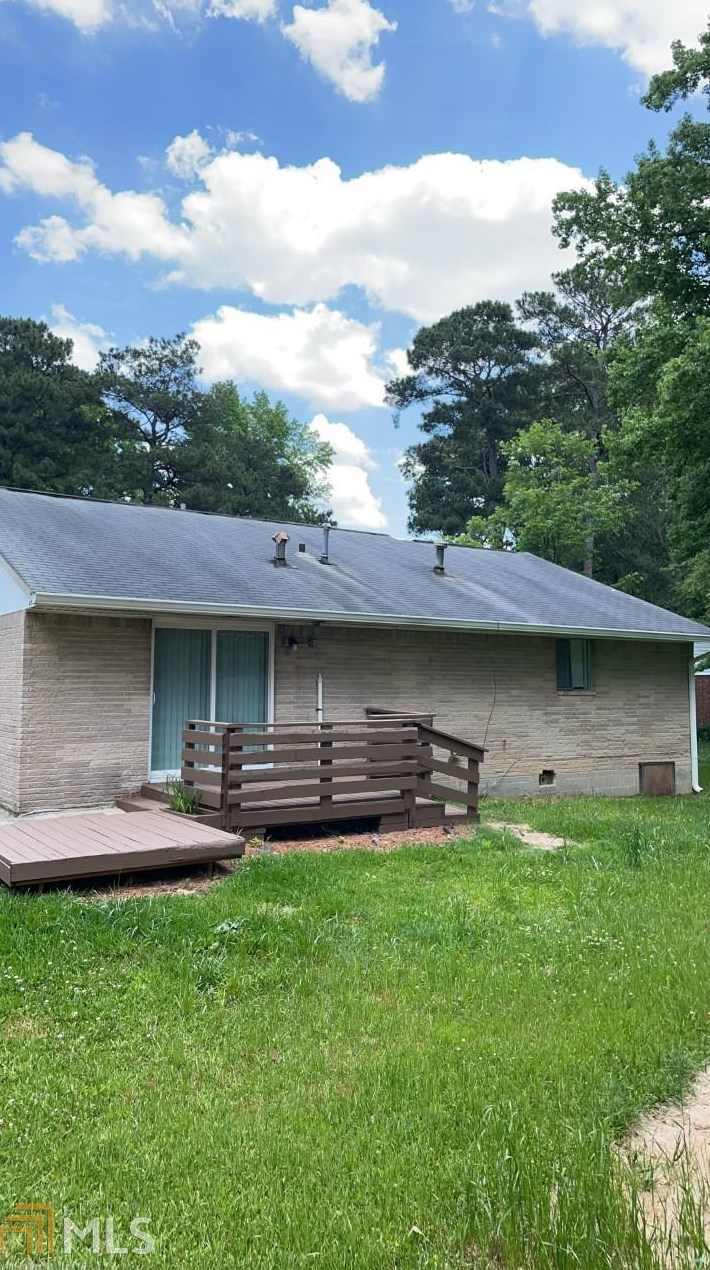 7311 Howard Pl, Jonesboro, GA 30236-1944