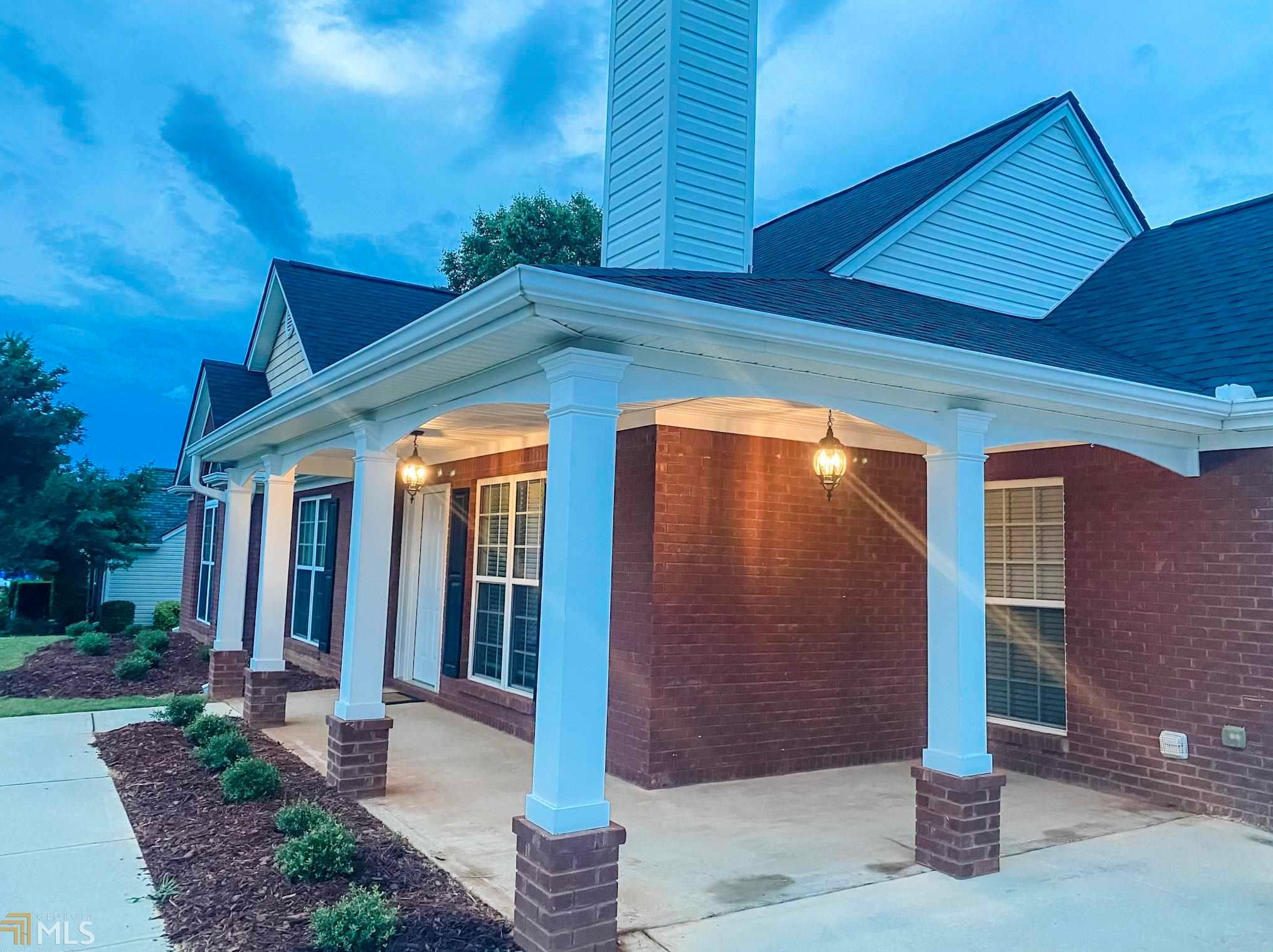 1231 Alex Dr, Winder, GA 30680-4294